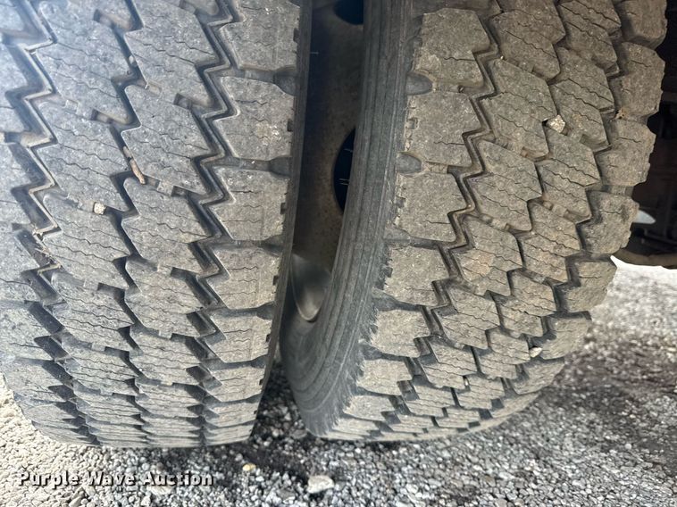 image for item EG5926 2008 Ford F450 Super Duty bucket truck