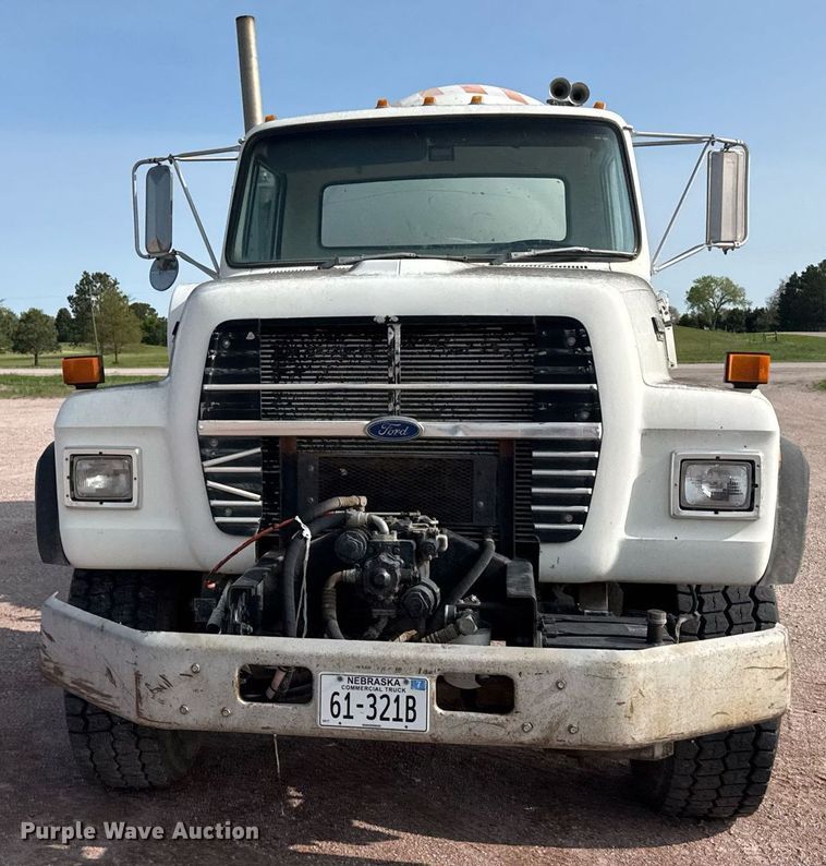 image for item EG6529 1989 Ford LT8000 ready mix truck