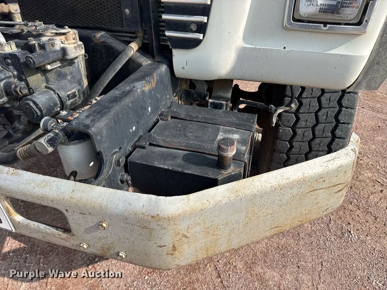 image for item EG6529 1989 Ford LT8000 ready mix truck