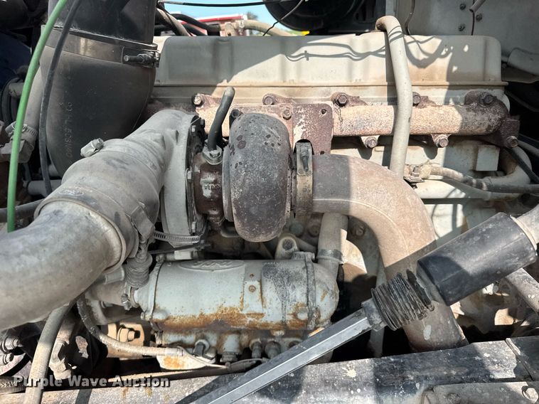 image for item EG6529 1989 Ford LT8000 ready mix truck