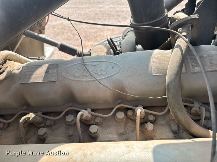 image for item EG6529 1989 Ford LT8000 ready mix truck