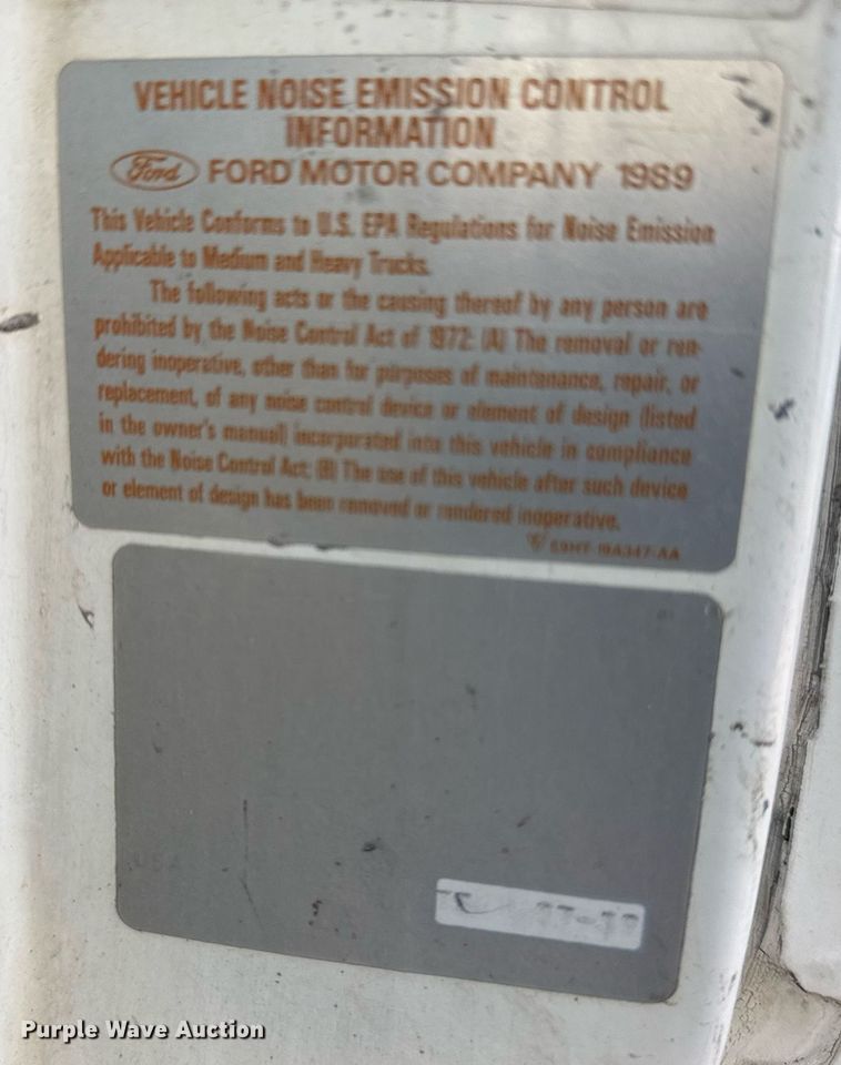 image for item EG6529 1989 Ford LT8000 ready mix truck