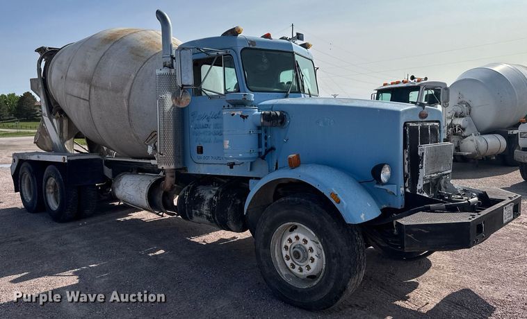 image for item EG6530 1978 Peterbilt 348M ready mix truck