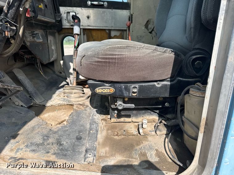 image for item EG6530 1978 Peterbilt 348M ready mix truck