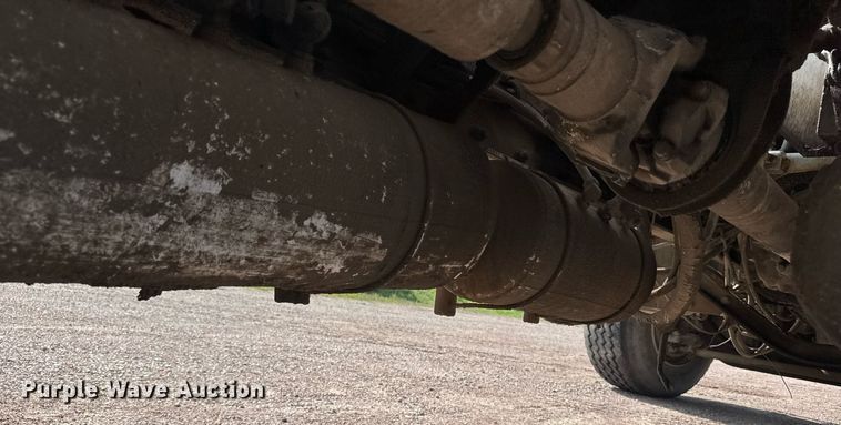 image for item EG6532 1990 Peterbilt 357 ready mix truck