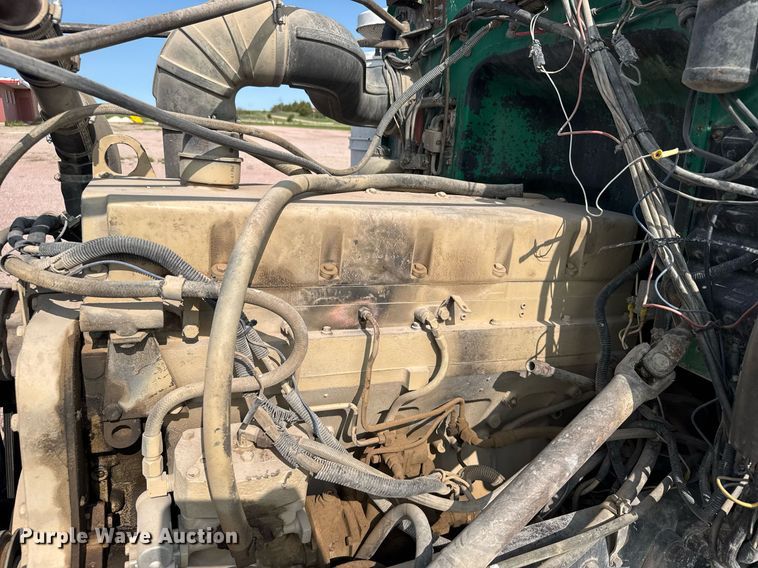 image for item EG6532 1990 Peterbilt 357 ready mix truck