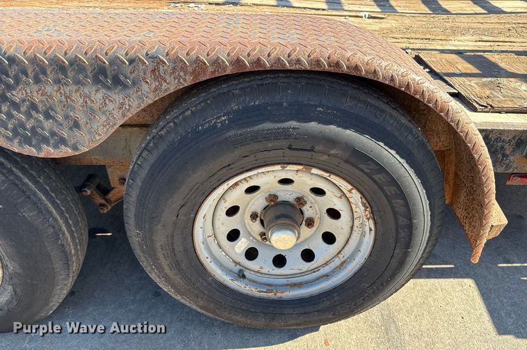 image for item EJ4638 2002 J&J CH utility trailer