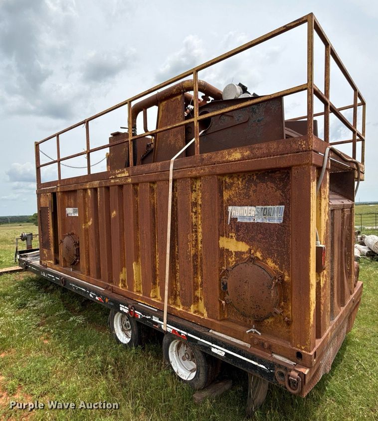 image for item EJ4701 2012 Interstate Thunder Storm III mud recycler with trailer