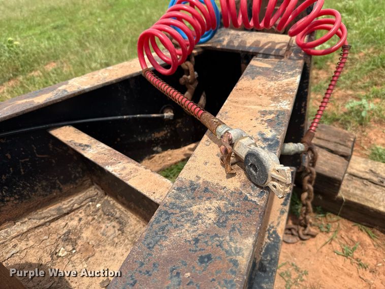 image for item EJ4701 2012 Interstate Thunder Storm III mud recycler with trailer