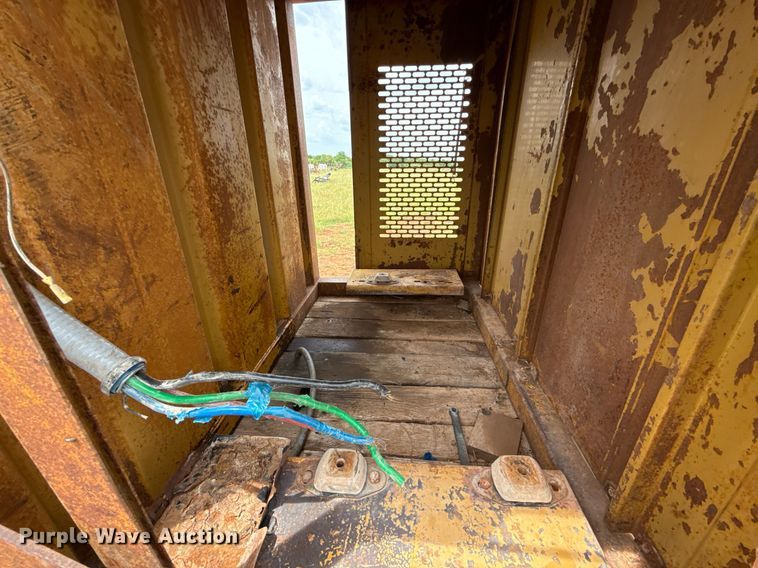 image for item EJ4701 2012 Interstate Thunder Storm III mud recycler with trailer