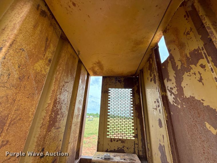 image for item EJ4701 2012 Interstate Thunder Storm III mud recycler with trailer