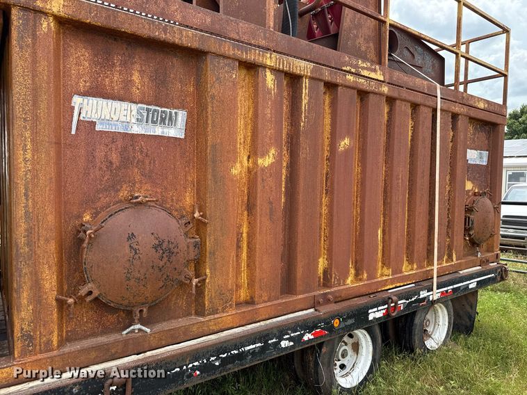 image for item EJ4701 2012 Interstate Thunder Storm III mud recycler with trailer