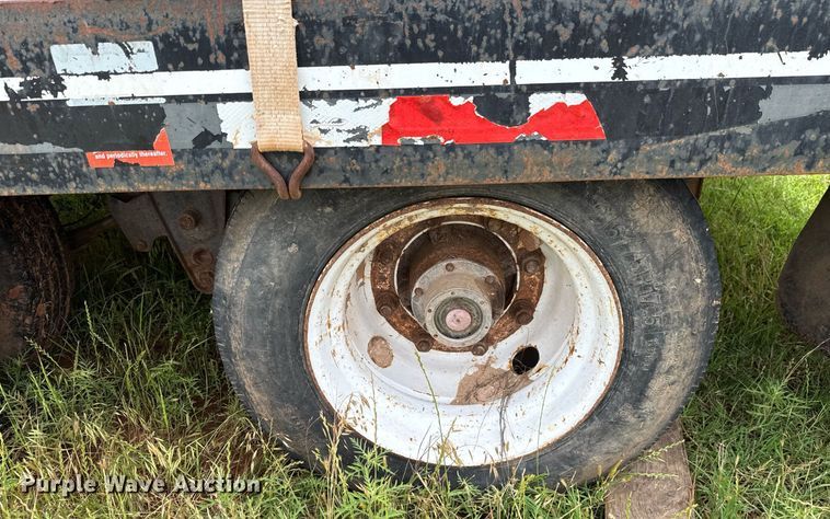 image for item EJ4701 2012 Interstate Thunder Storm III mud recycler with trailer