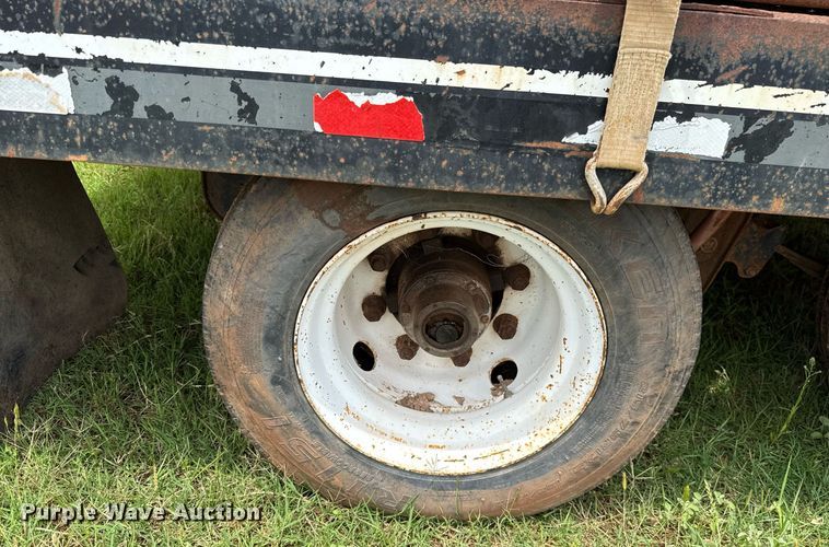 image for item EJ4701 2012 Interstate Thunder Storm III mud recycler with trailer