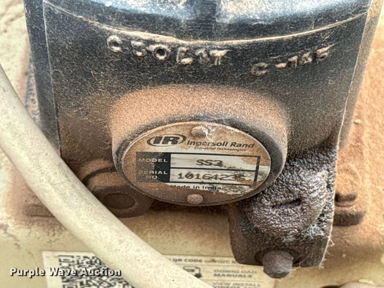 image for item EJ4702 (2) air compressors