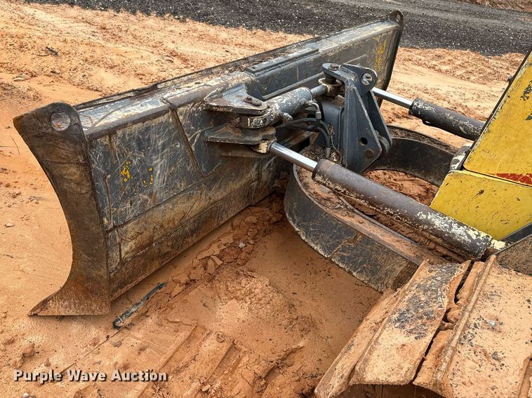 image for item EJ4704 2000 New Holland DC80  dozer