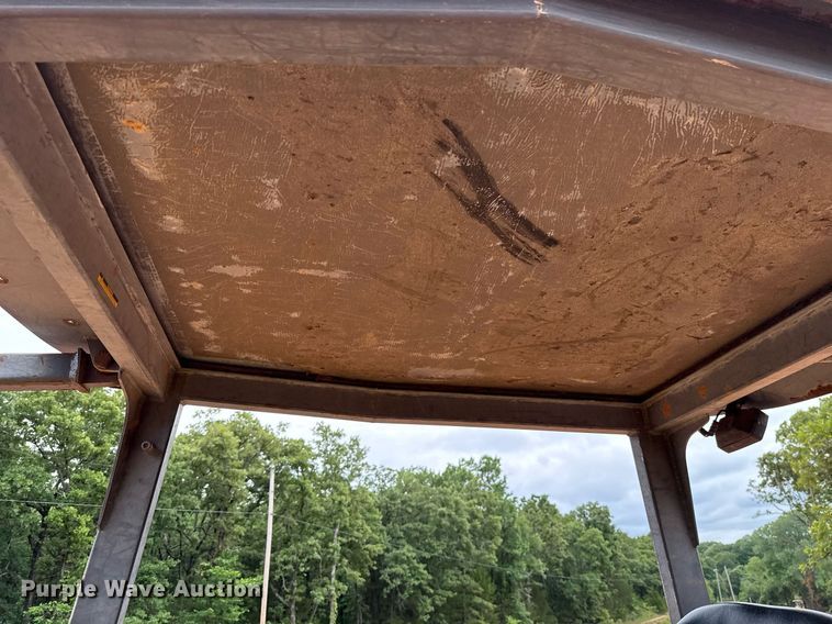 image for item EJ4704 2000 New Holland DC80  dozer