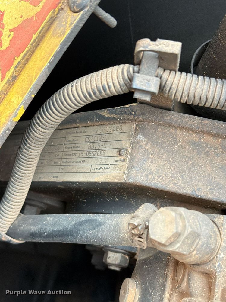 image for item EJ4704 2000 New Holland DC80  dozer