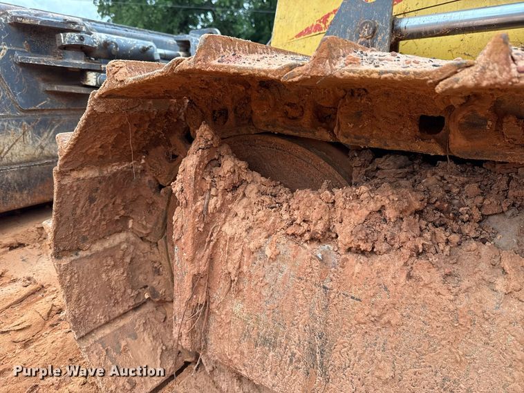 image for item EJ4704 2000 New Holland DC80  dozer