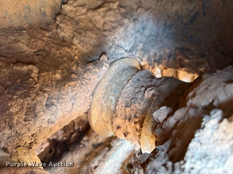 image for item EJ4704 2000 New Holland DC80  dozer