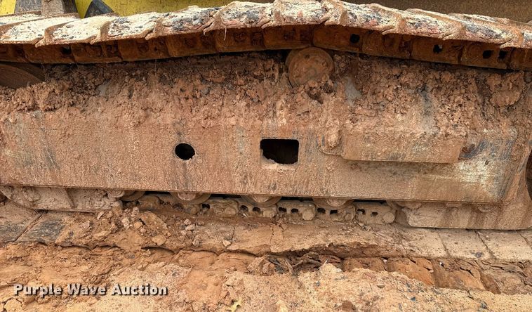 image for item EJ4704 2000 New Holland DC80  dozer