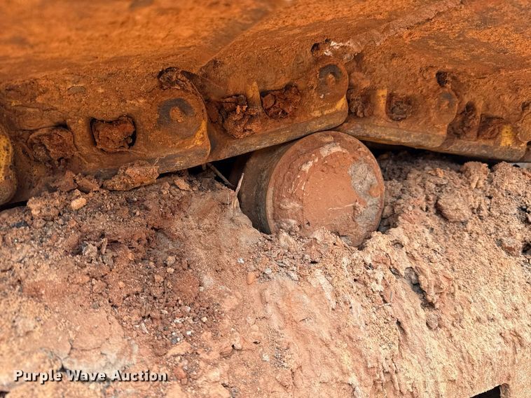 image for item EJ4704 2000 New Holland DC80  dozer