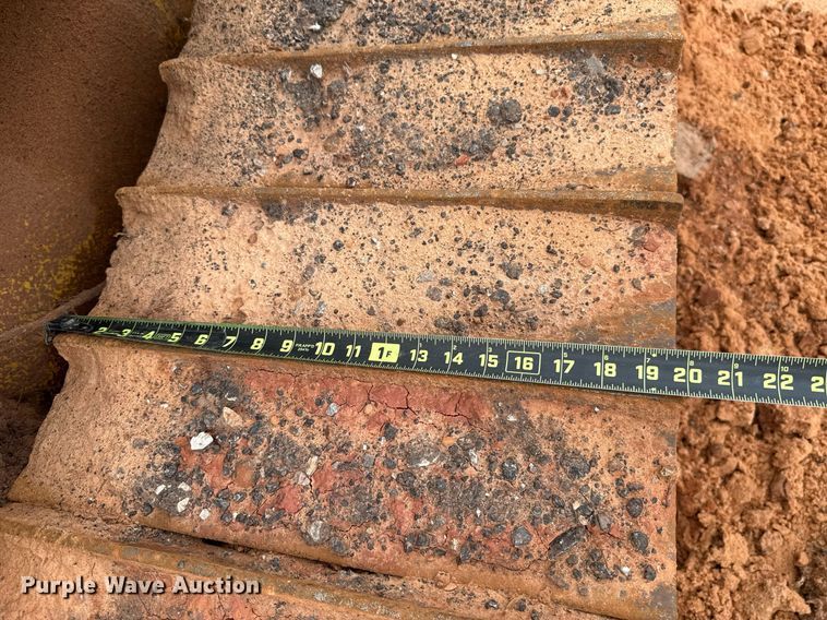 image for item EJ4704 2000 New Holland DC80  dozer