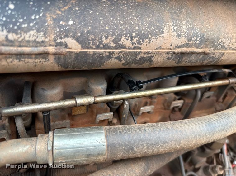 image for item EJ4705 1999 Bobcat 863 skid steer loader