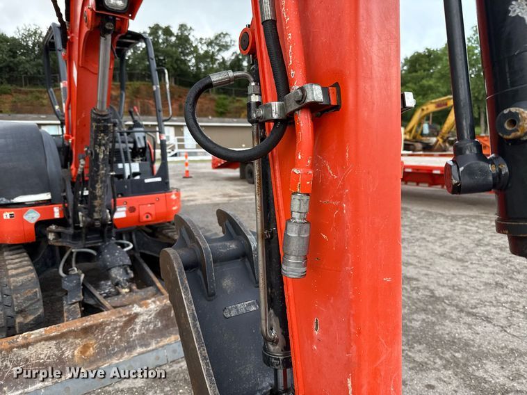 image for item EJ4706 2016 Kubota U55-4 mini excavator