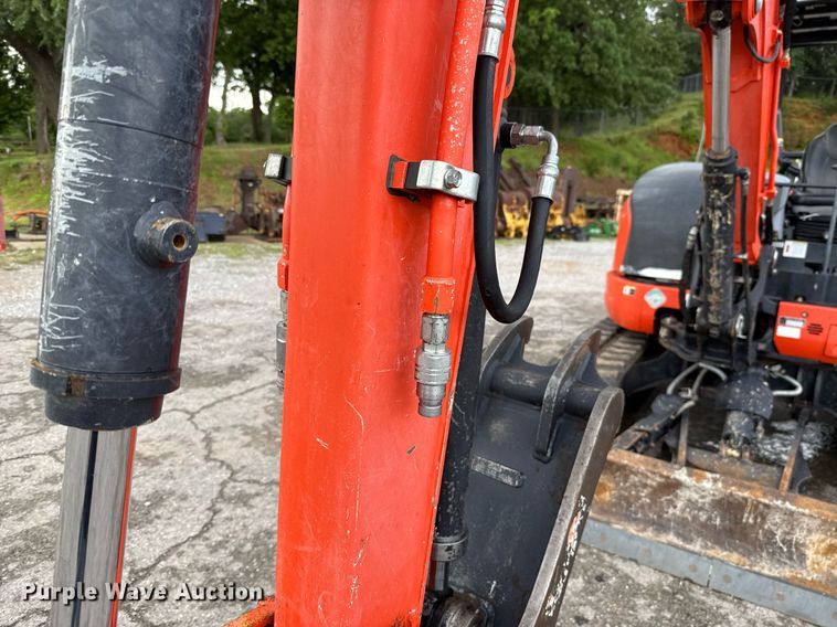 image for item EJ4706 2016 Kubota U55-4 mini excavator