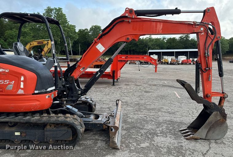 image for item EJ4706 2016 Kubota U55-4 mini excavator