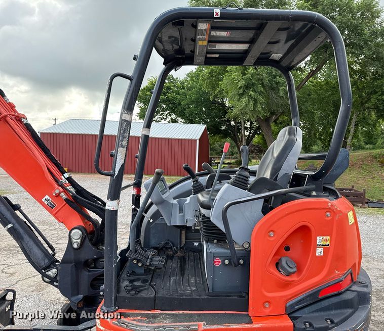 image for item EJ4706 2016 Kubota U55-4 mini excavator