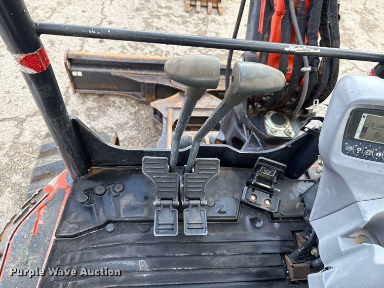 image for item EJ4706 2016 Kubota U55-4 mini excavator