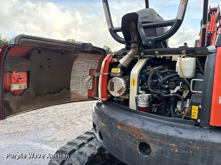 image for item EJ4706 2016 Kubota U55-4 mini excavator