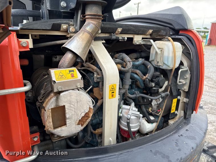 image for item EJ4706 2016 Kubota U55-4 mini excavator