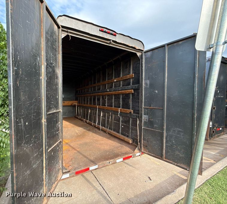 image for item EJ4722 2005 Wrangler enclosed cargo trailer