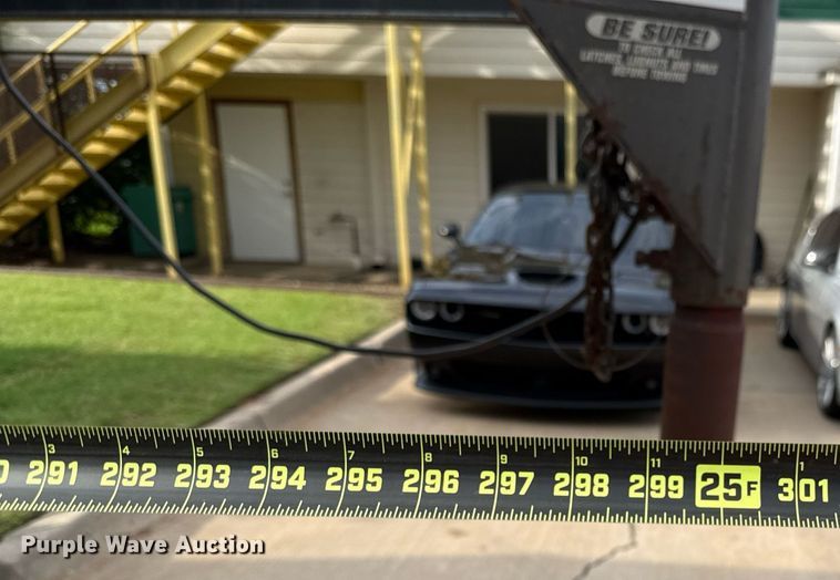 image for item EJ4722 2005 Wrangler enclosed cargo trailer