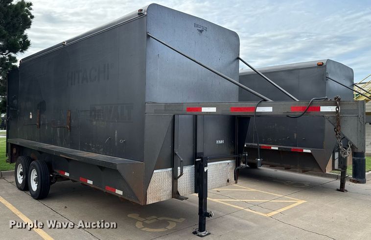 image for item EJ4723 2005 Wrangler enclosed cargo trailer