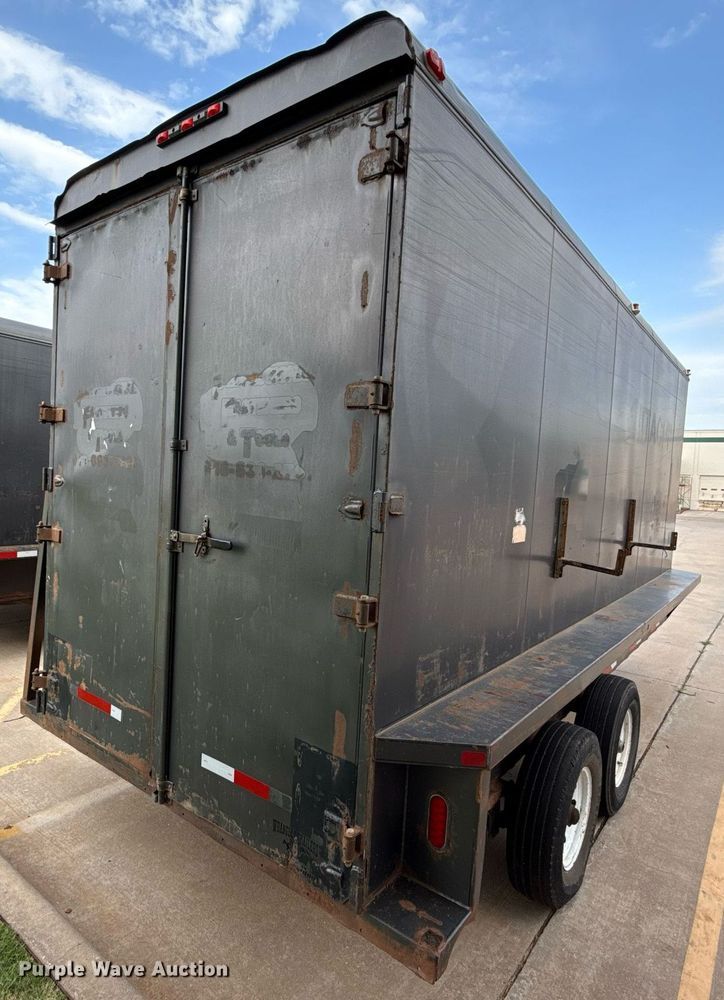 image for item EJ4723 2005 Wrangler enclosed cargo trailer