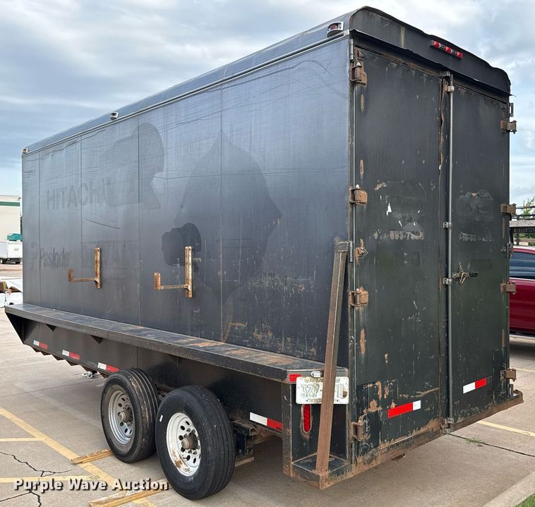 image for item EJ4723 2005 Wrangler enclosed cargo trailer