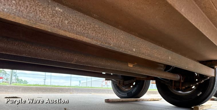 image for item EJ4723 2005 Wrangler enclosed cargo trailer