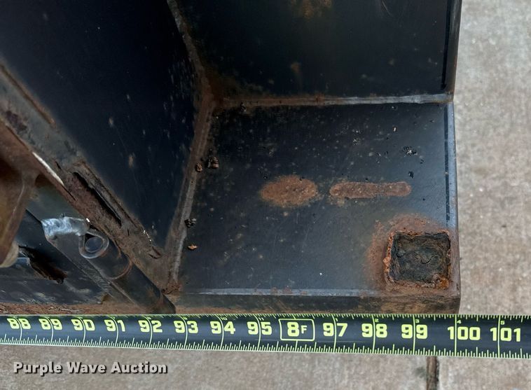 image for item EJ4723 2005 Wrangler enclosed cargo trailer