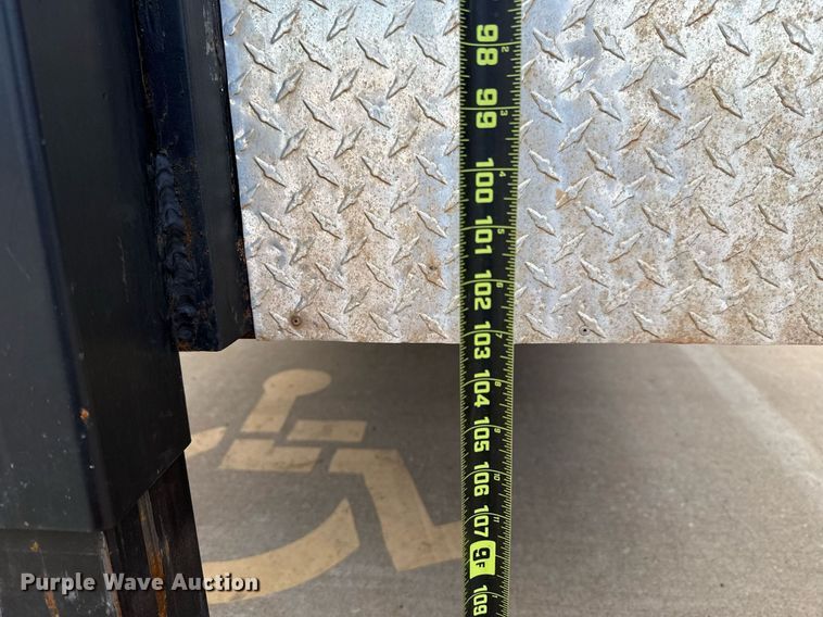 image for item EJ4723 2005 Wrangler enclosed cargo trailer