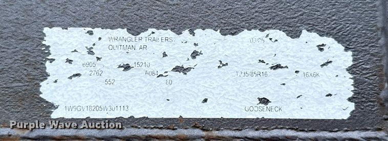 image for item EJ4723 2005 Wrangler enclosed cargo trailer