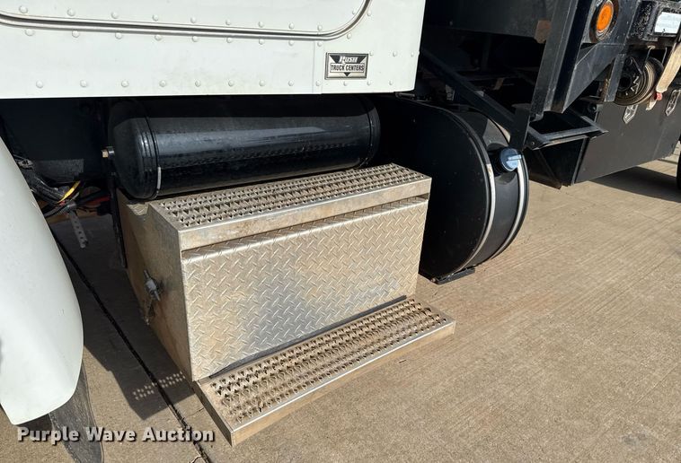 image for item EJ4724 2020 Peterbilt 337 dump flatbed truck