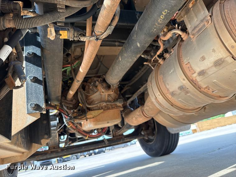 image for item EJ4724 2020 Peterbilt 337 dump flatbed truck