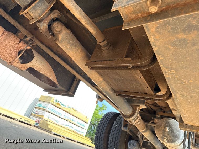 image for item EJ4724 2020 Peterbilt 337 dump flatbed truck