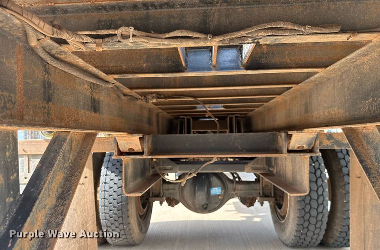 image for item EJ4724 2020 Peterbilt 337 dump flatbed truck