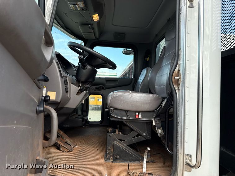 image for item EJ4724 2020 Peterbilt 337 dump flatbed truck