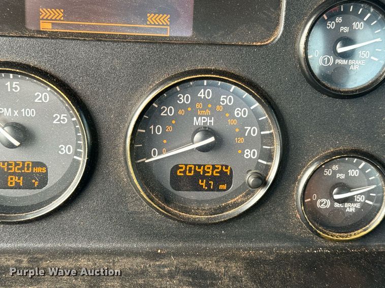 image for item EJ4724 2020 Peterbilt 337 dump flatbed truck